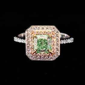 Diamond and 18K white Gold Ring, With GIA