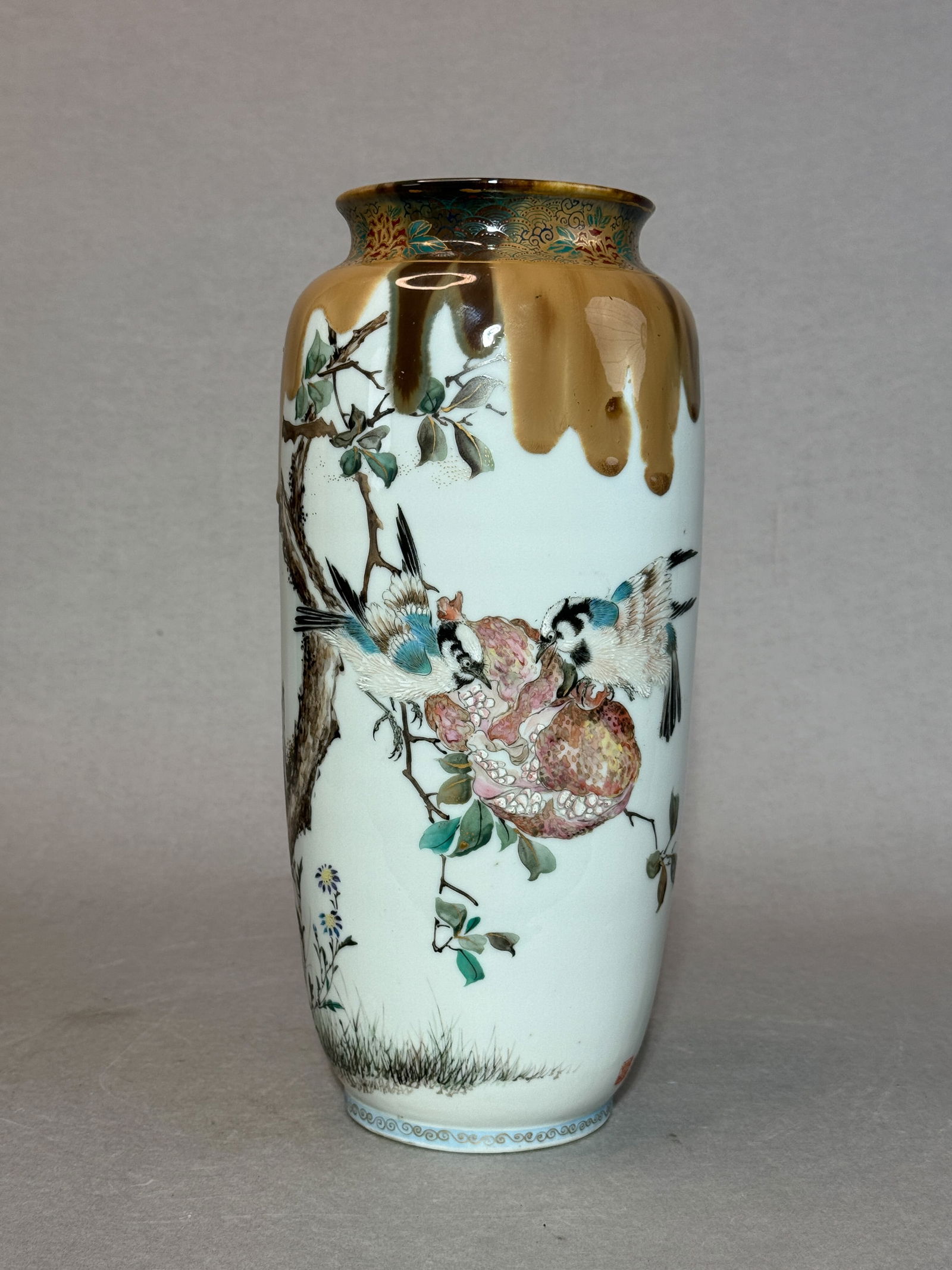 Signed Japanese Studio Porcelain Vase with Bird and Fruit scene, Meiji Period (1 of 15)