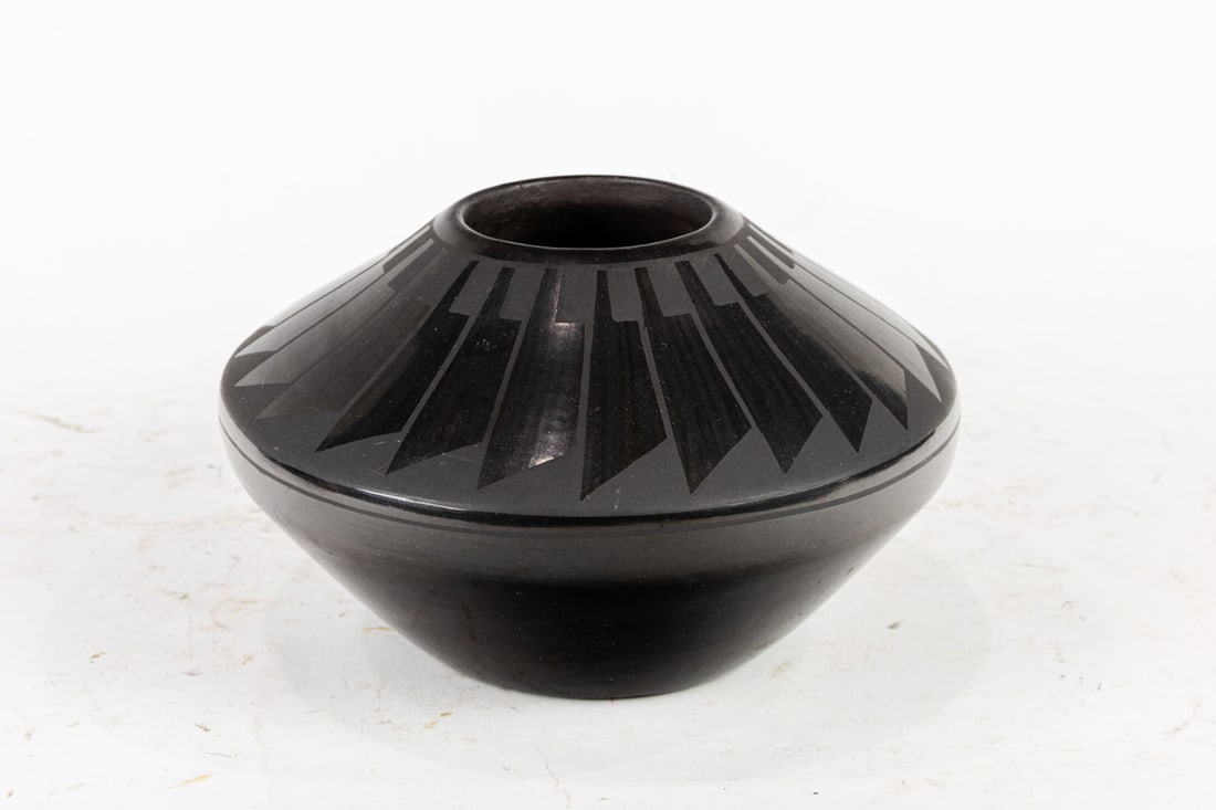 A Martha Appleaf (b.1950) Ildefonso Pueblo blackware feather decorated vessel (1 of 4)