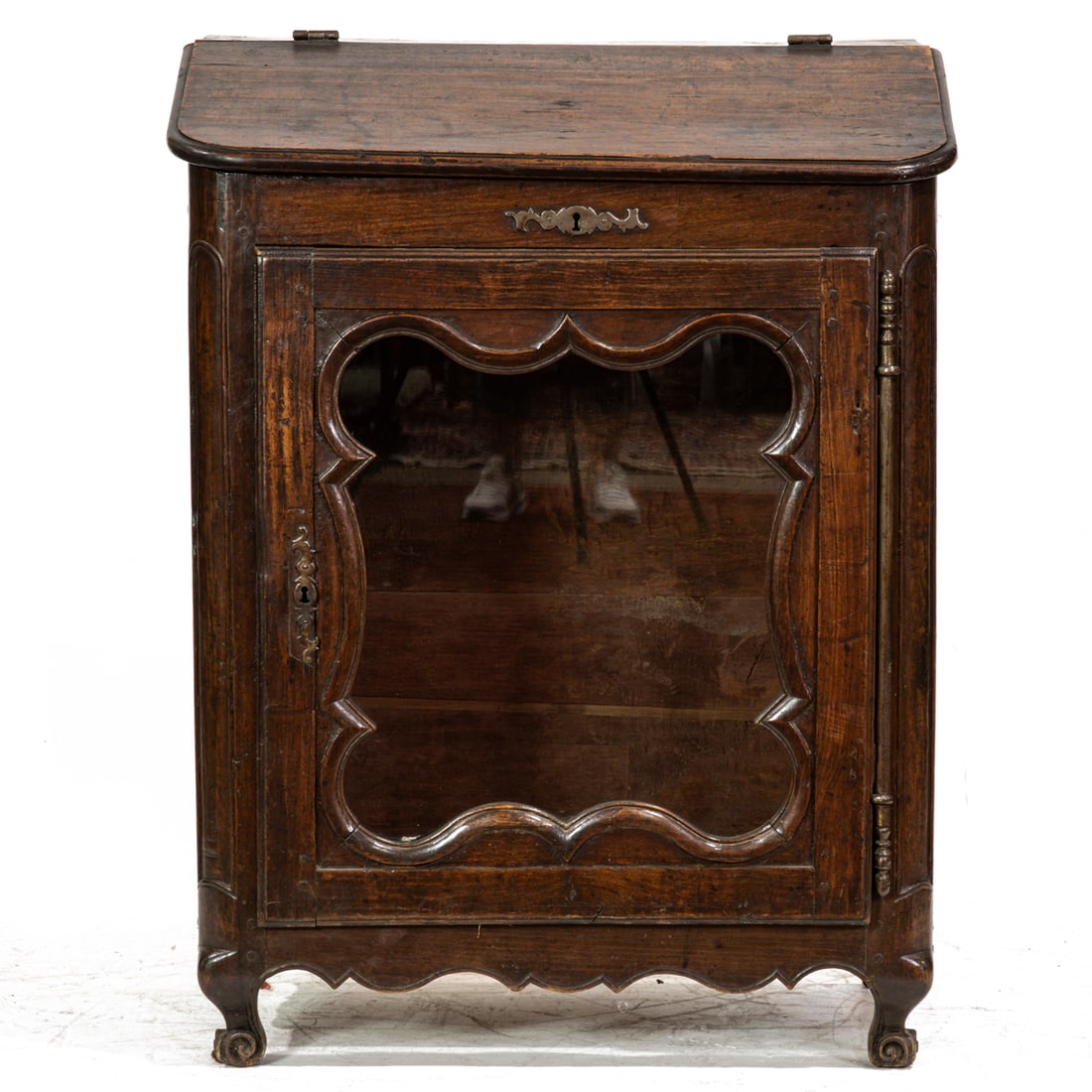 A French oak confiturier cabinet, early 19th century (1 of 10)
