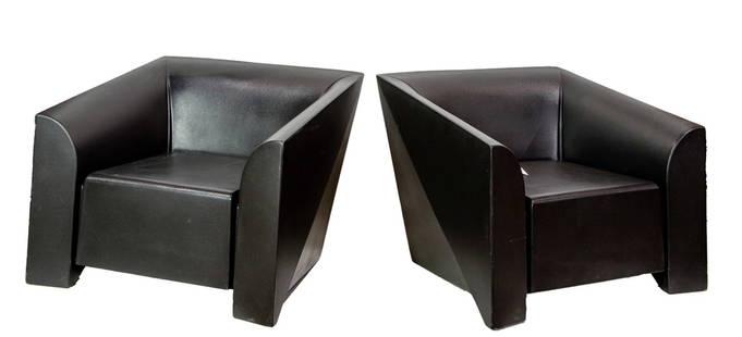 A pair of Mario Bellini for Heller plastic armchairs: A pair of Mario Bellini for Heller plastic armchairs, 26.5?h x 32.75?w x 14?h (seat)