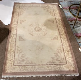 A Chinese carpet, 3' x 5'