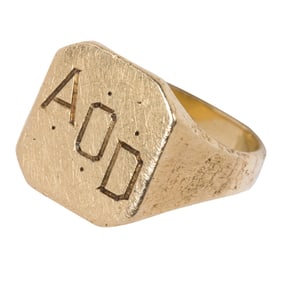 A 14k gold signet ring