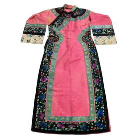 A Chinese embroidered pink-ground lady's informal robe