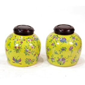 (lot of 2) Chinese yellow-ground famille rose jars