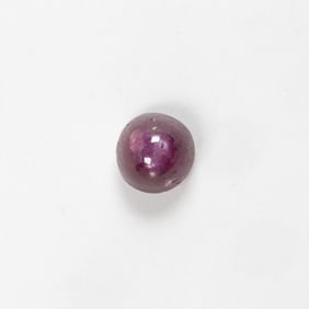 A star ruby cabochon