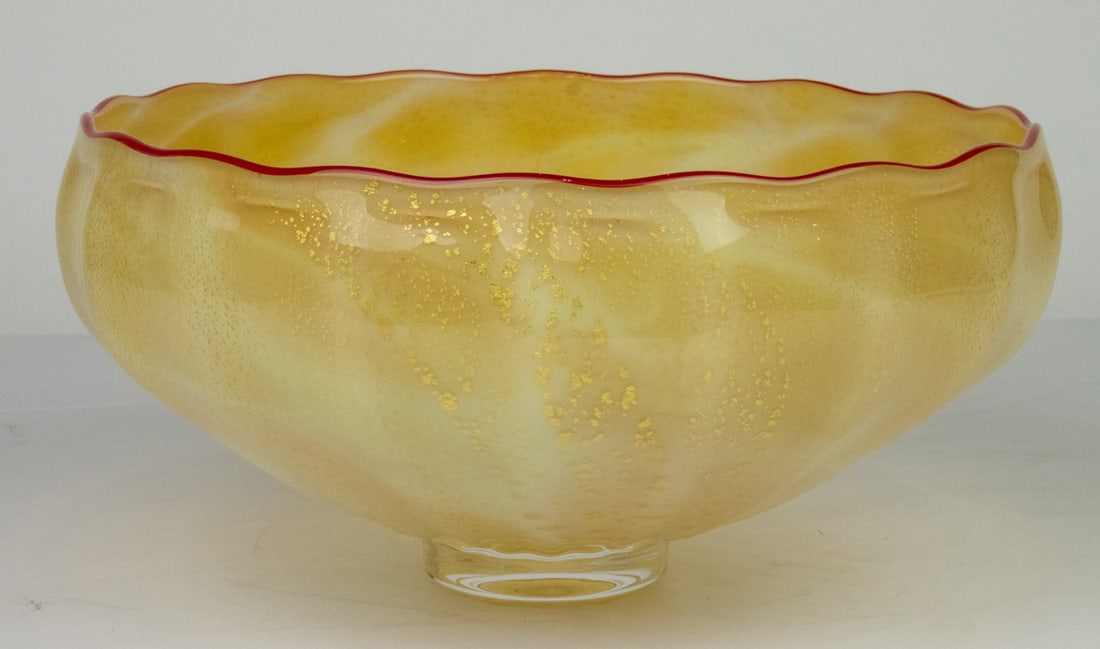 A Richard 'Dick' Huss art glass bowl with red rim, signed & dated to base (1 of 1)
