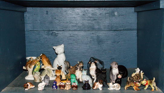 Thirty ceramic and glass figures of birds and animal: Thirty ceramic and glass figures of birds and animal, including Sabino, Hutschenreuther, Royal Doulton & others, between 1.5"h and 6.5"h, together with a mug