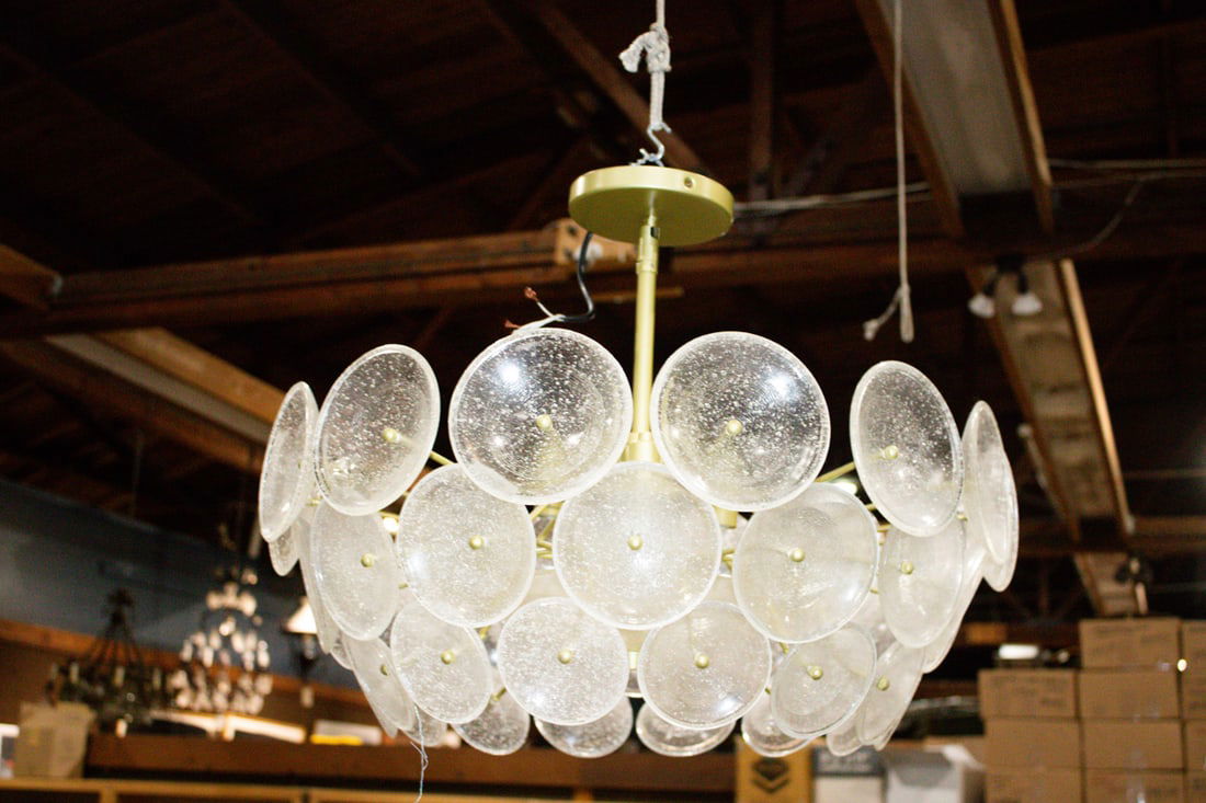 A Sputnik glass lamp ceiling fixture (1 of 1)