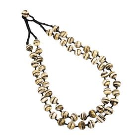 An ancient Central Asian double-strand shell bead necklace