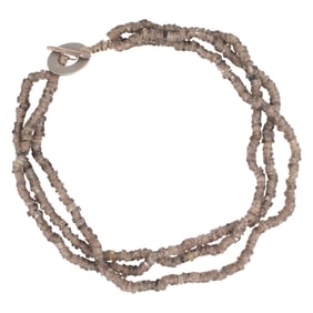 A Mexican obsidian bead necklace