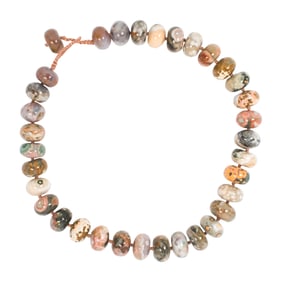 A Chinese jasper bead necklace