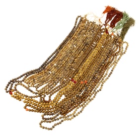 A group of Sino-Tibetan star-and-moon bodhi seed prayer beads