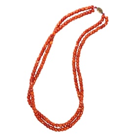 A Tibetan red coral double-strand bead necklace