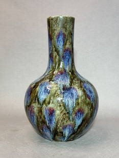 Chinese Flambe Glazed Porcelain Vase with Purple Splash: Chinese antique porcelain tianchung vase with flambe purple splash pattern. 15.5"h (39.37 cm) Condition: previously drilled for lamp. NOTE: THIS ITEM IS IN NEW YORK, WHERE IT CAN BE SHIPPED FROM.