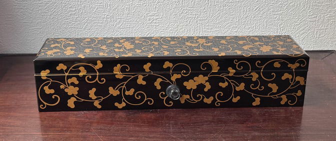 Japanese Lacquer Box with Silver Fitting, Meiji Period