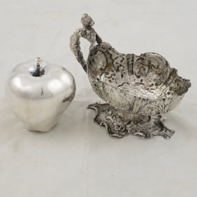 A Hanau 800-standard silver sauce boat and an Italian 970-silver marked model of an apple