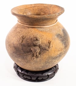 A Pre-Columbian anthropomorphic pottery vessel