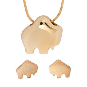 A 14k gold bison necklace and earring set