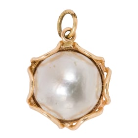 A mabe cultured pearl and 14k gold pendant