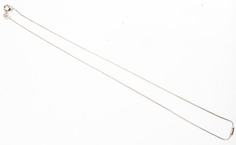 A diamond and 14k gold Unoaerre necklace