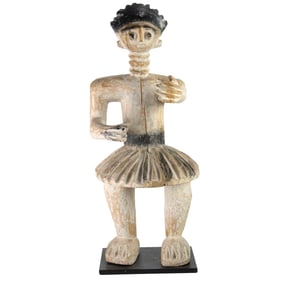 A Fante male dancer