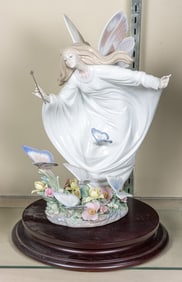 A large Lladro porcelain figure