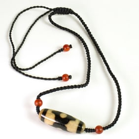 A Dzi bead