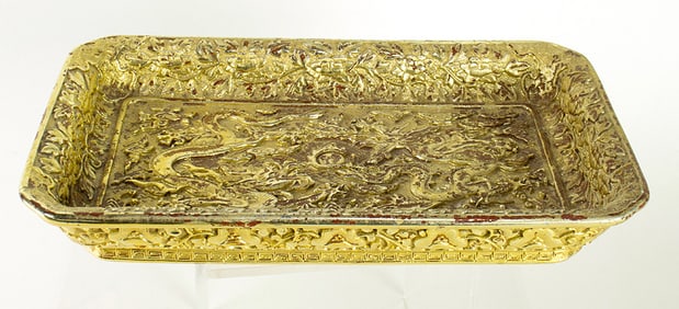 A Chinese gilt lacquered 'dragon' tray