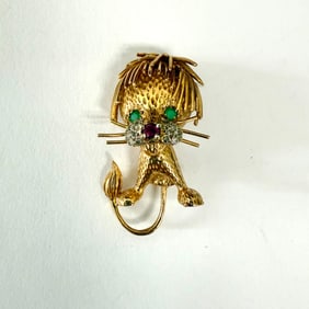 18K Yellow Gold Lion Cub Brooch