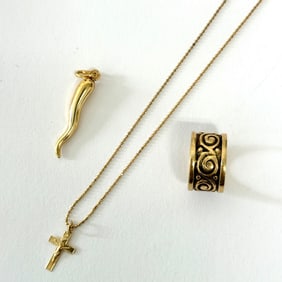Lot of 18K Gold Cornicello pendant, 14K Gold Band, 14K Cross Pendant Chain Necklace