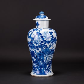 Blue and White Baluster 'Magpie and Prunus' Vase and Cover, Guangxu Period