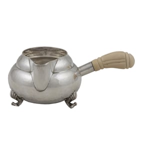 A Hamilton Silver Mtg, NY sterling handled sauce/gravy server, monogrammed to body