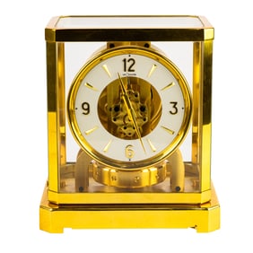 A Le Coultre Atmos Inca 5090 clock
