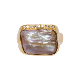 A cultured pearl, diamond, and 18k gold ring
