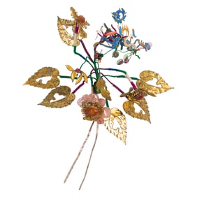 A Chinese kingfisher feather and gilt silver hairpin