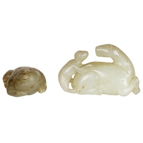 (lot of 2) Chinese jade toggles