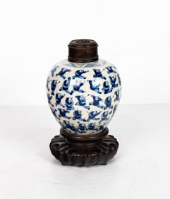 A Chinese blue and white '100 boys' jar