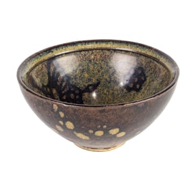 A Chinese Jizhou brown glazed tea bowl