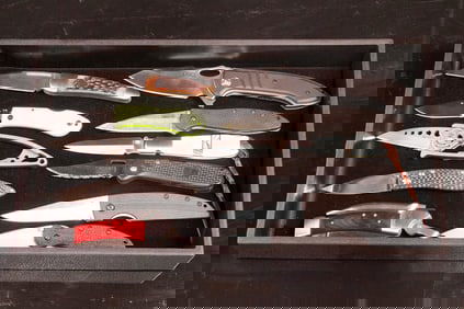 Ten contemporary outdoor, utility and sporting knives, including Kershaw folder, CRKT Vouhoy Snap