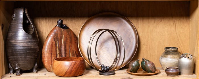 One shelf of mainly Modernist decorations