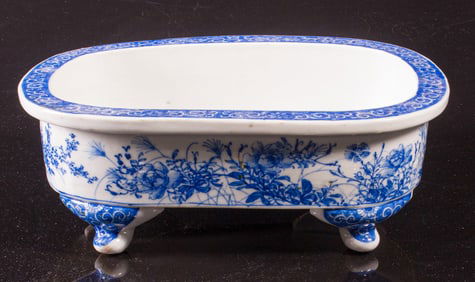 A Japanese Seto blue and white jardiniere
