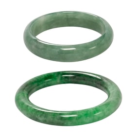 (lot of 2) Chinese green jadeite bangle bracelets