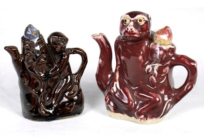 (lot of 2) Chinese porcelain 'monkey' wine pots