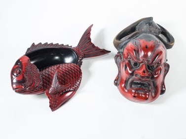 (lot of 2) Japanese lacquered objects