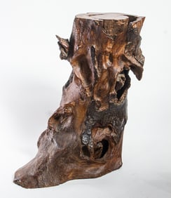 A Japanese tree trunk stand