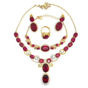 Set of Gemstom Necklace, Bracelet and Earrings