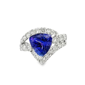 Tanzanite, Diamond and Platinum Ring with GGA Report