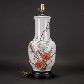 Chinese Famille Rose Porcelain 'Flower' Lamp