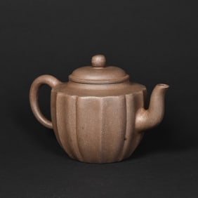 A Zisha Petal-Lobed Teapot with Cover